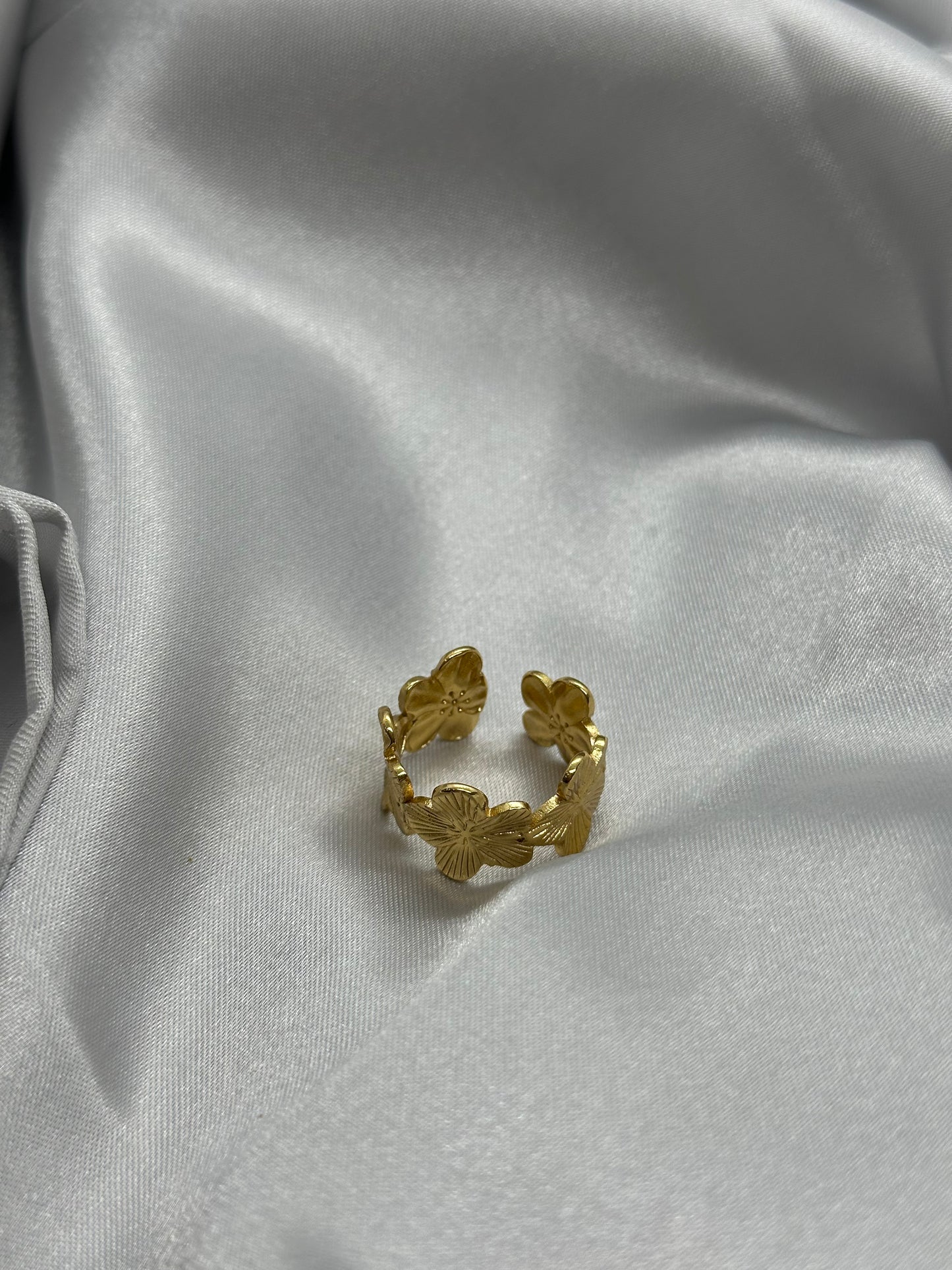 Bague ajustable fleurs dorées en acier inoxydable