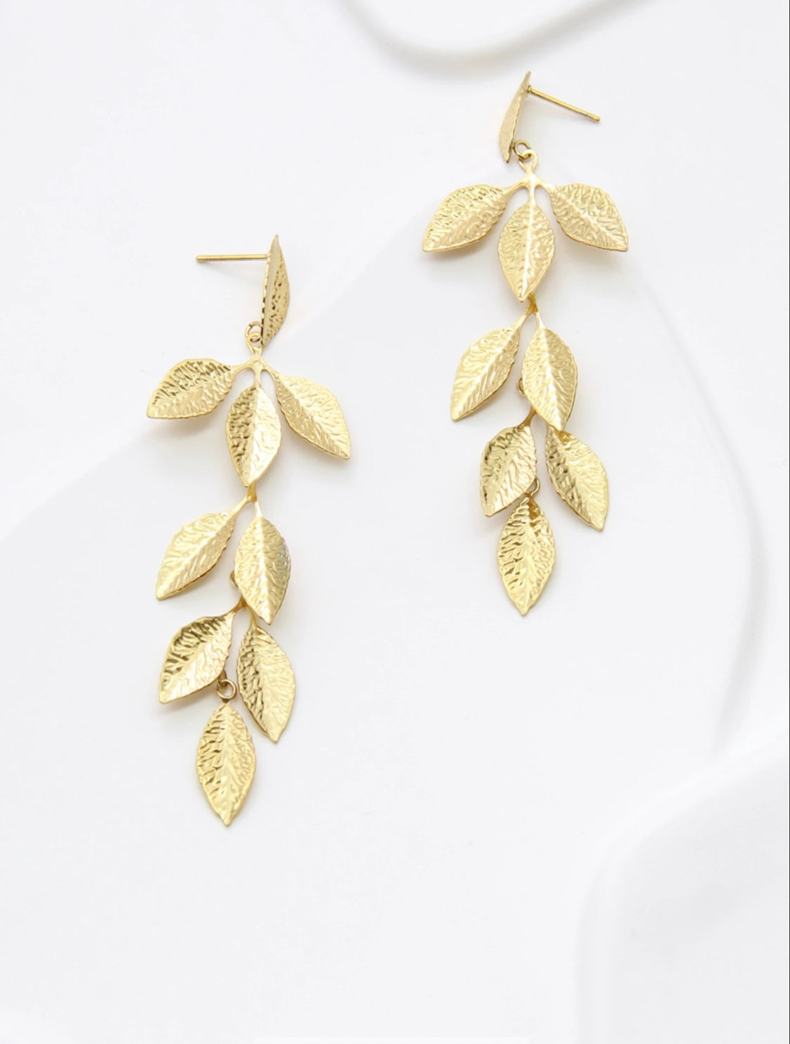 Boucles d’Oreilles “Liane d’Or” – Acier Inoxydable Premium