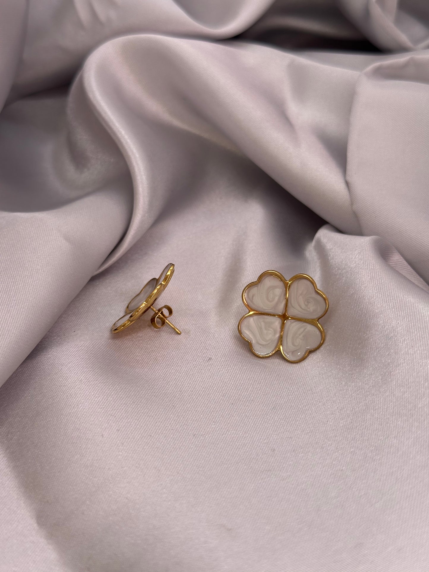 🤍Boucles d’oreilles Trèfle – Acier inoxydable