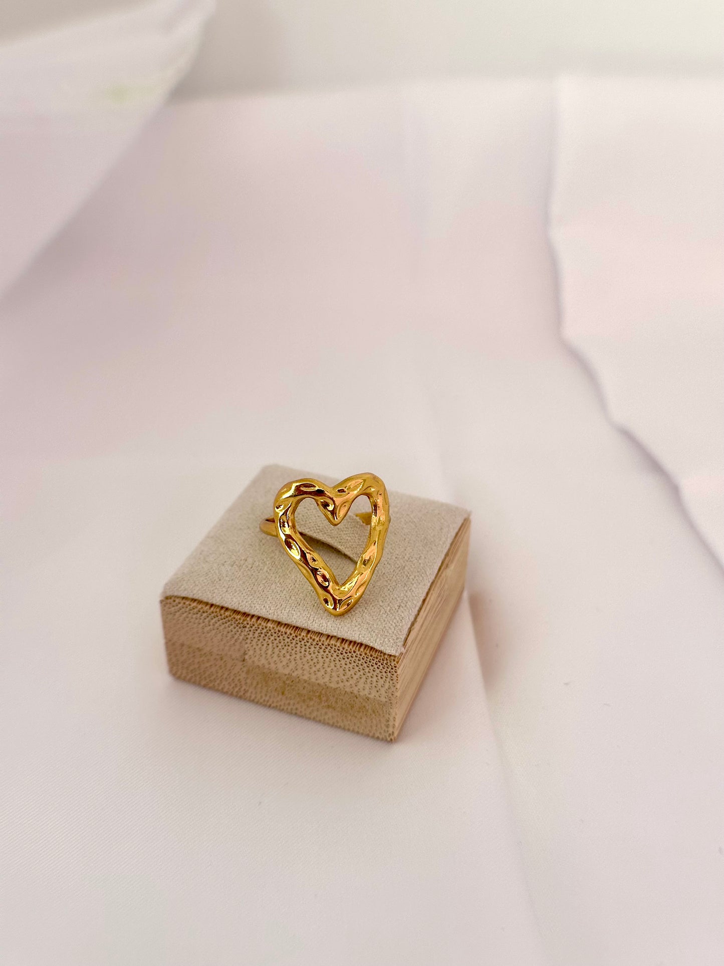 Bague cœur ouvert dorée