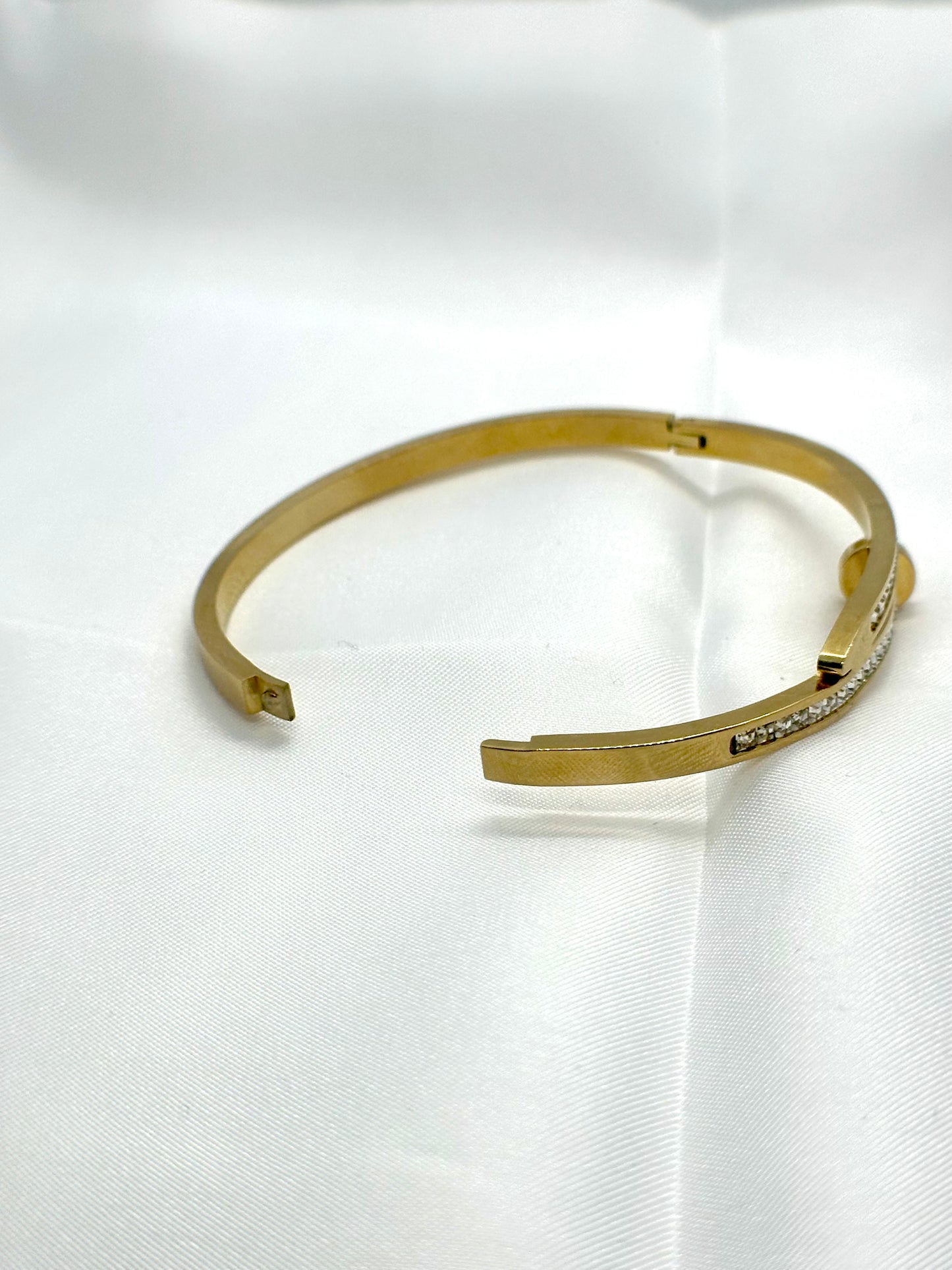 Bracelet clou avec strass