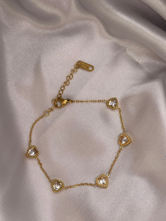 💛 Bracelet Cœurs Cristal – Acier inoxydable doré