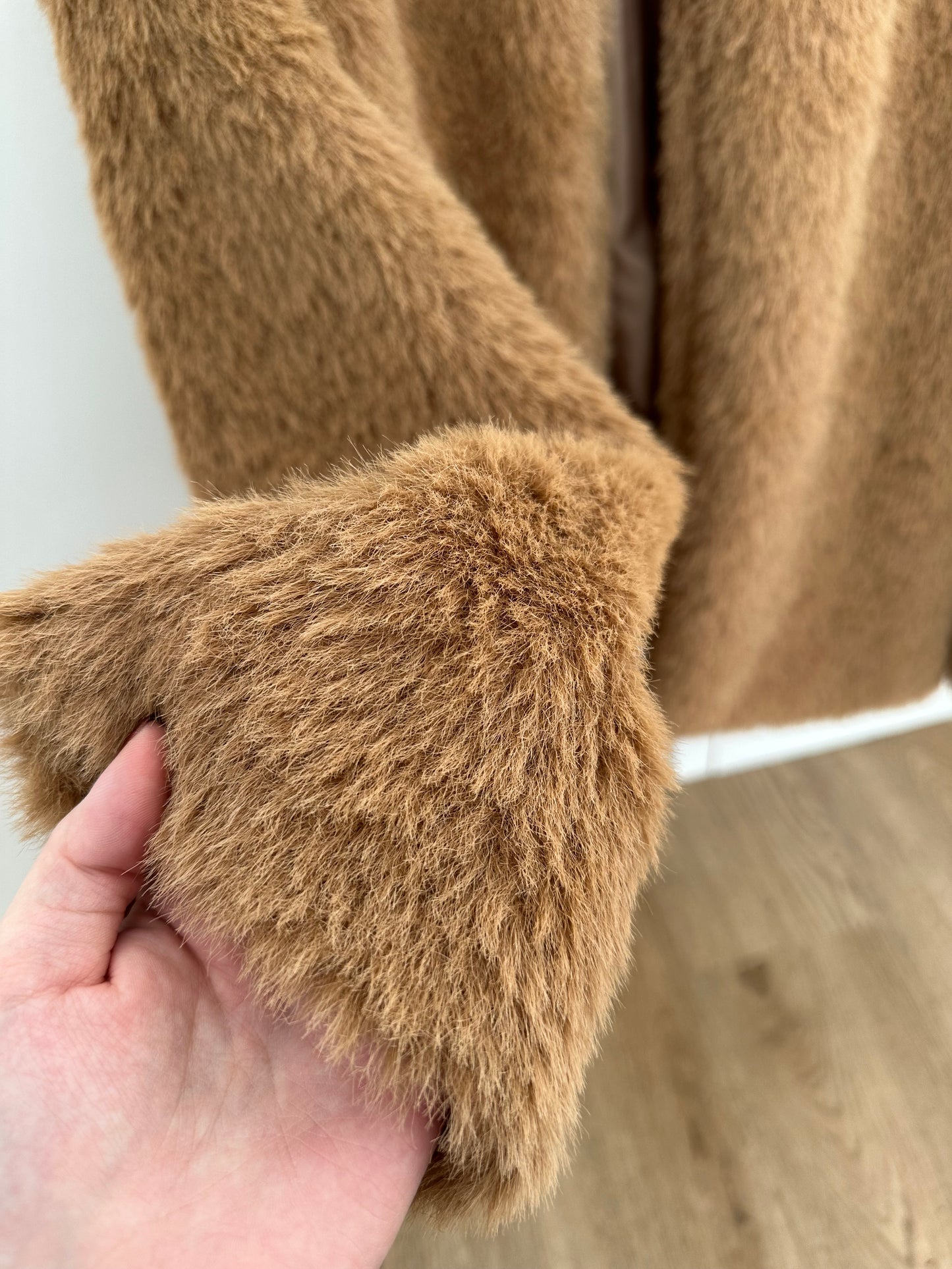 Veste en fourrure douce avec doublure