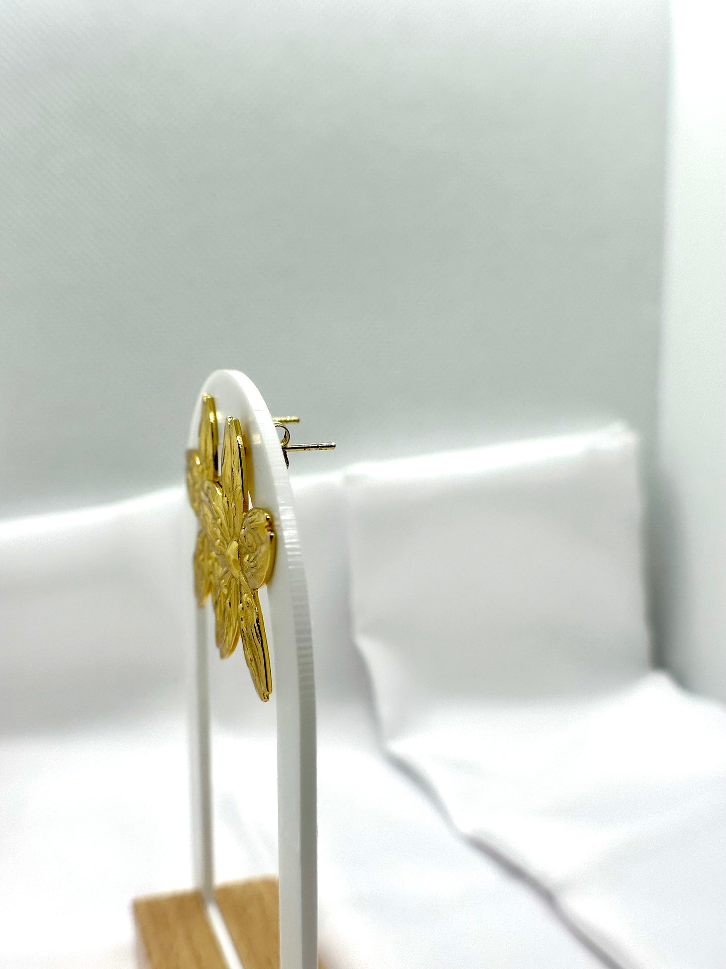 Boucles d’oreilles “Pétales d’Or”