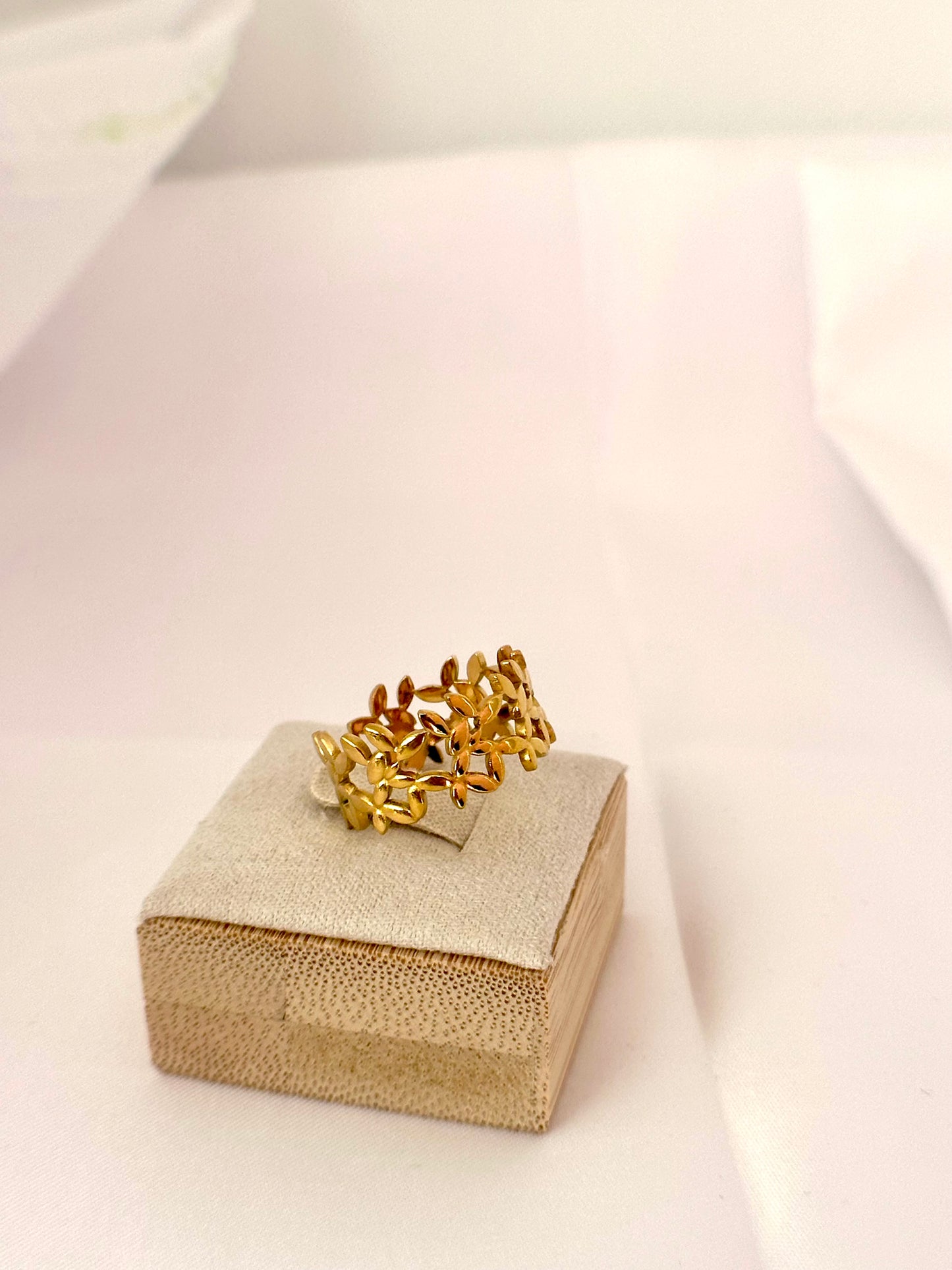 Bague dorée Fleur d’Or