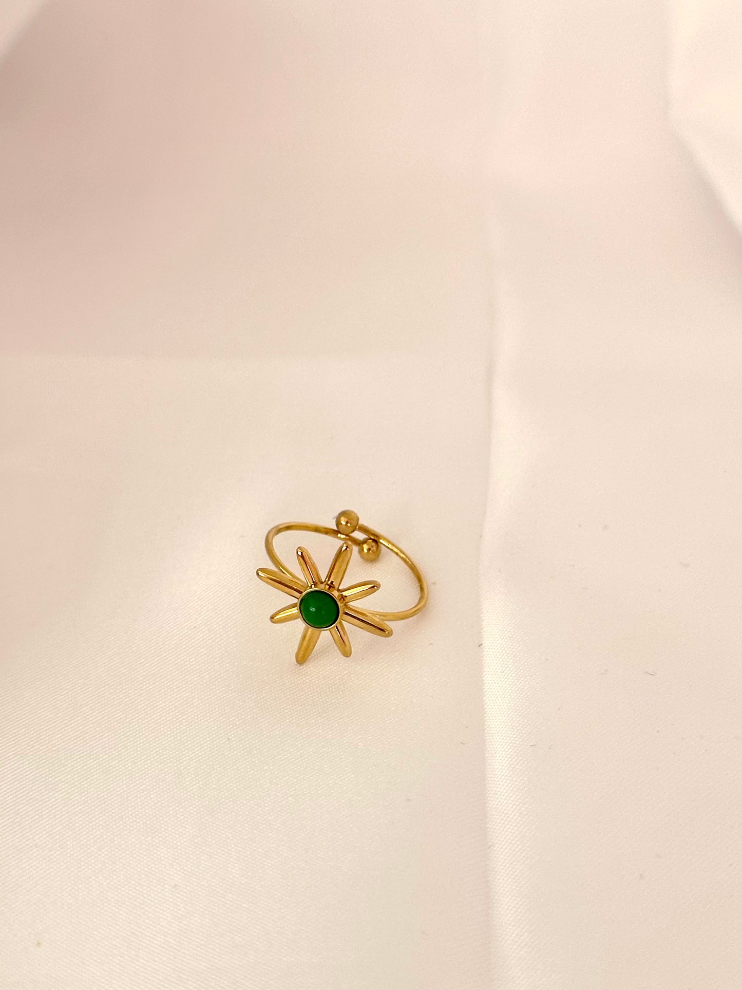 Bague étoile verte